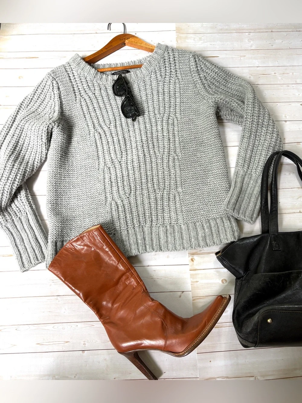 Banana Republic Italian yarn sweater - Picture 2 of 4